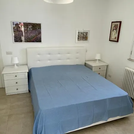 Portinente * ليباري