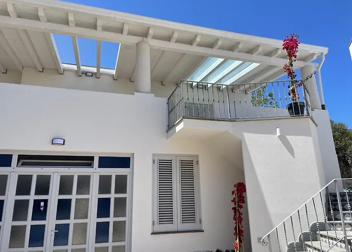 Holiday home Portinente *